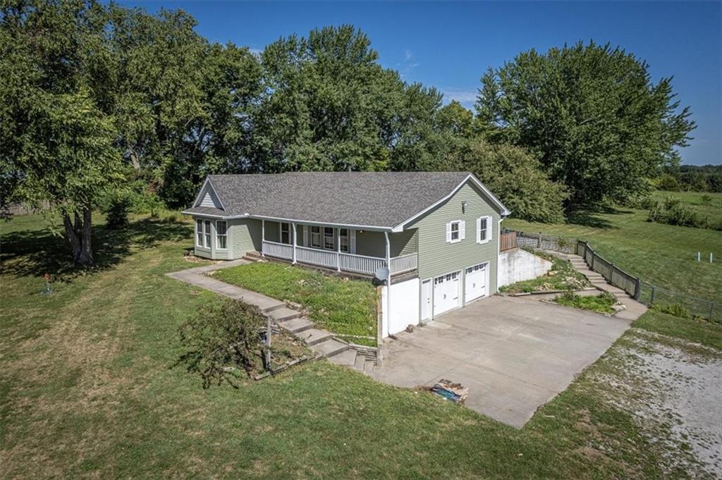 189th St, Holt, MO 64048