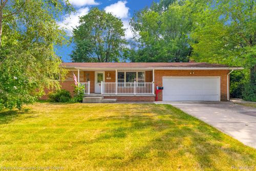 11920 Carney St, Warren, MI, 48089-1295 | Card Image