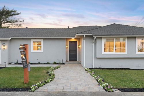 272 Taylor Dr, South San Francisco, CA, 94080-5714 | Card Image