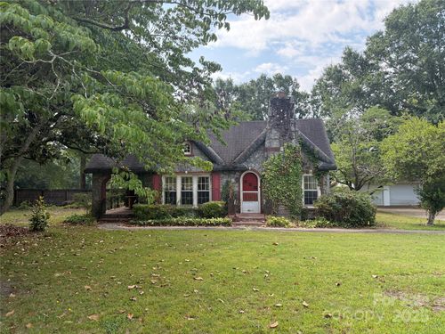 3985 1st Ave Sw, Hickory, NC, 28602-1535 | Card Image