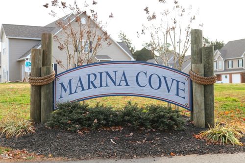 102 Marina Cv, Clarksville, VA, 23927-9233 | Card Image
