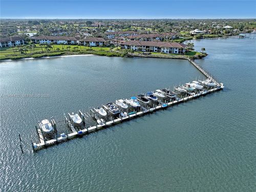 apt-10-6062 Se Landing Way, Stuart, FL, 34997-1887 | Card Image