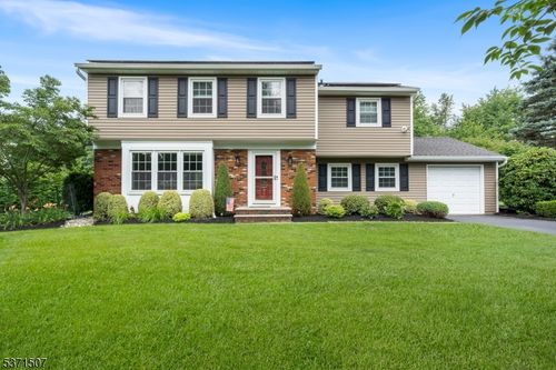6 Harford Pl, Hillsborough, NJ, 08844-1703 | Card Image