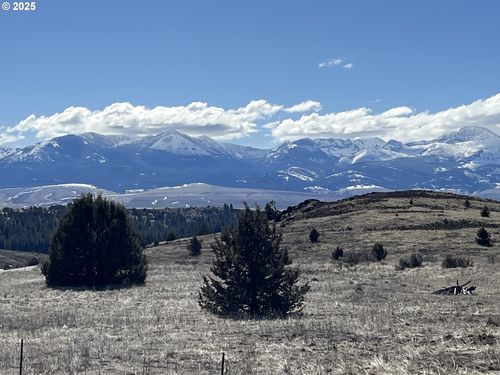 36029 Dry Creek Rd, Baker City, OR, 97814-7885 | Card Image