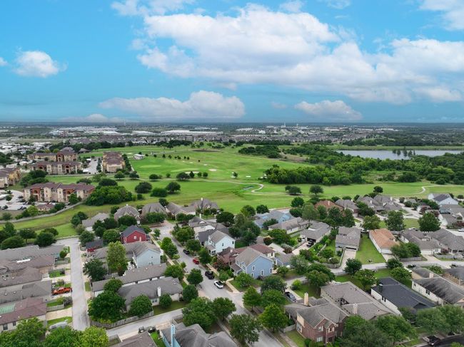 Located 20 minutes south of downtown Austin, just west of IH 35 and north of downtown Kyle, Plum Creek is the embodiment of the traditional neighborhood. | Image 22