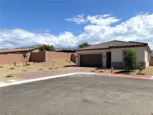 4324 Angel Falls Ct, Pahrump, NV, 89061-7621 | Card Image