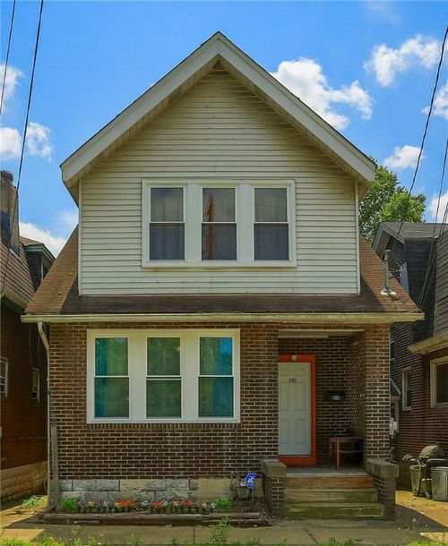 618 Bluff St, E Pittsburgh, PA, 15112-1134 | Card Image
