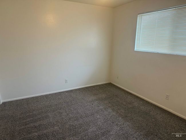 727 Jefferson Ave, Home with 6 bedrooms, 2 bathrooms and null parking in Pocatello ID | Image 10