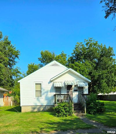 515 S Sycamore Street, House other with 2 bedrooms, 1 bathrooms and null parking in Centralia IL | Image 1