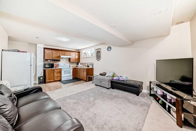 186 Saddleland Cres Ne, House other with 7 bedrooms, 4 bathrooms and 4 parking in Calgary AB | Image 39