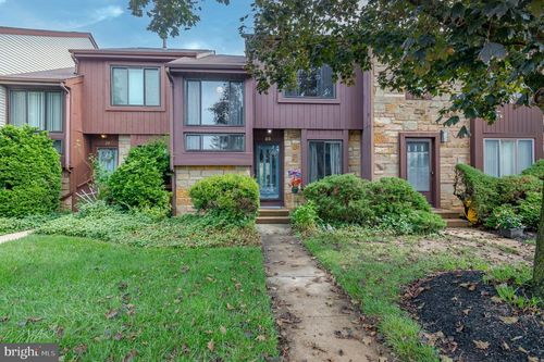 20 Kelly Ct, Hamilton, NJ, 08690-3615 | Card Image