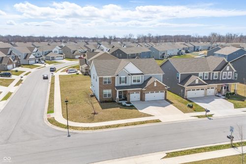 3999 Kensington Dr, Danville, IN, 46122-6008 | Card Image