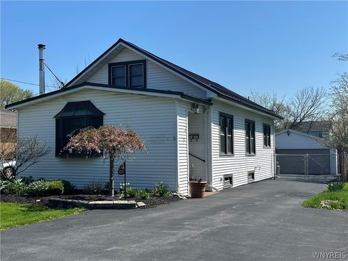 4835 Harlem Road, Amherst, NY, 14226 | Card Image