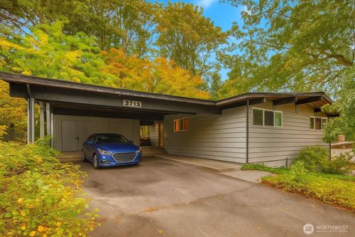 3713 Meadow Ave N, Renton, WA, 98056-1551 | Card Image