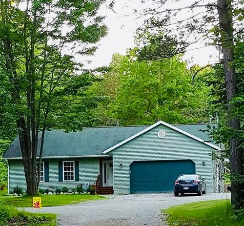 9447 Menominee Trl, Gaylord, MI, 49735-7904 | Card Image