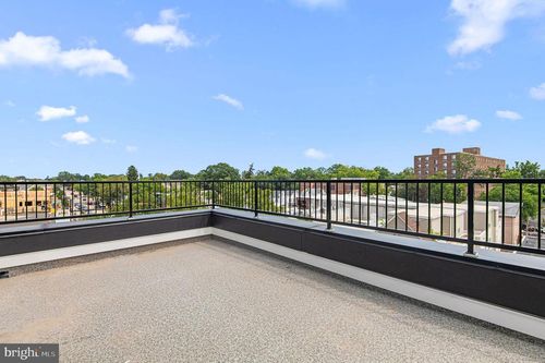 410-26 S York Rd, HATBORO, PA, 19040-3326 | Card Image