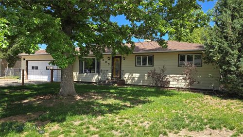 605 Robin Ln, Livingston, MT, 59047-3845 | Card Image