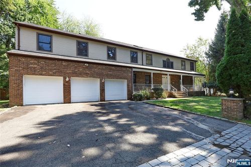 25 Fairview Ave, Closter, NJ, 07624-1103 | Card Image