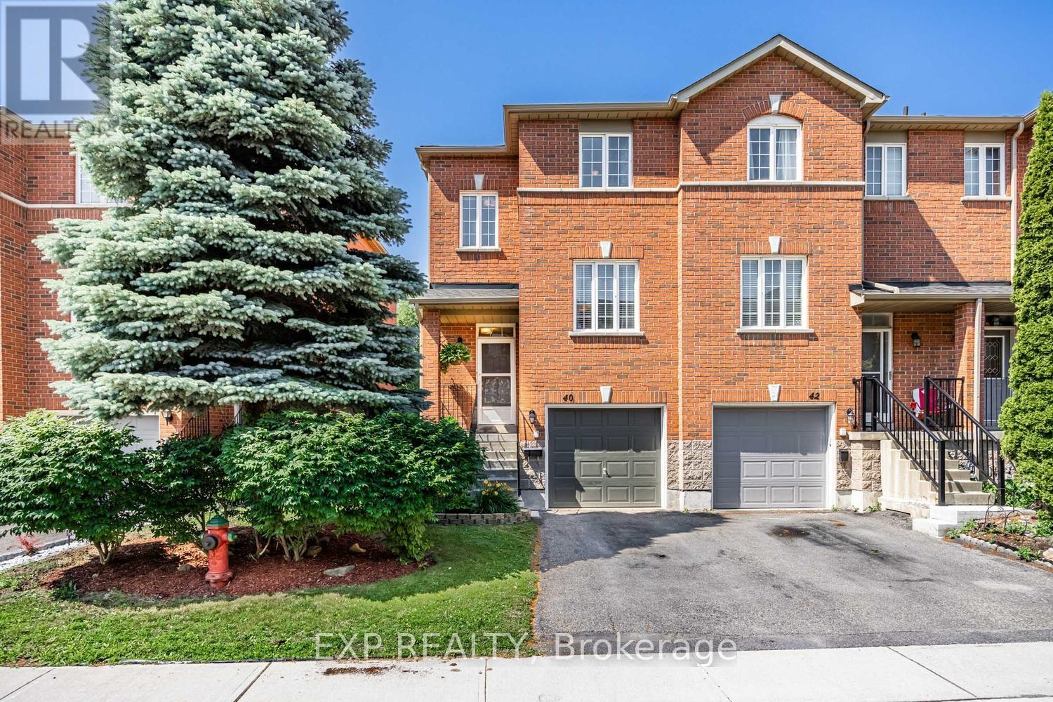 Residential in Brampton (Downtown Brampton)