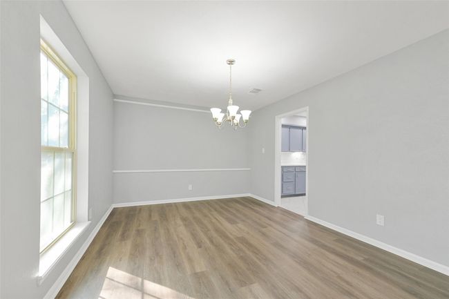 Yes, a formal dining room too! | Image 29