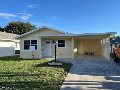 787 104th Ave N, Naples, FL, 34108-3230 | Card Image