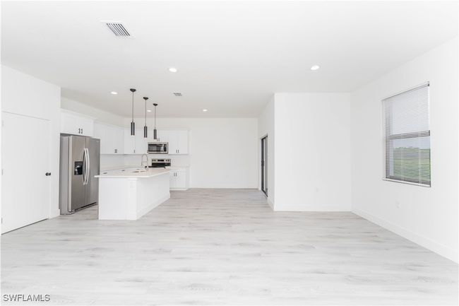 8304 Lena Ct, House other with 3 bedrooms, 2 bathrooms and null parking in LABELLE FL | Image 14