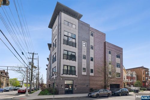 110-114 Br Broad, Newark, NJ, 07104 | Card Image