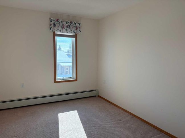 205 - 5600 Sunrise Crescent, Condo with 2 bedrooms, 1 bathrooms and 1 parking in Olds AB | Image 6