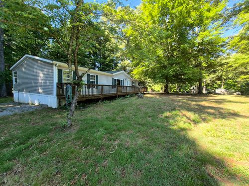 300 Snug Harbor Trl, Moneta, VA, 24121-5101 | Card Image