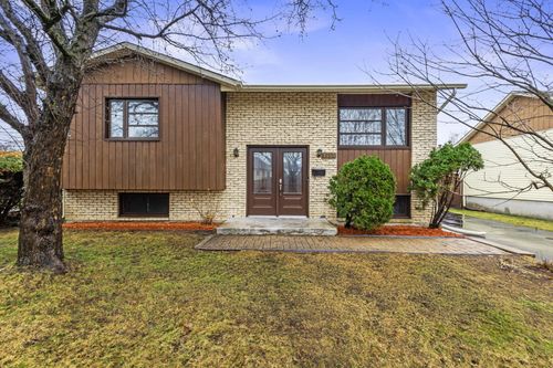 7550 Rue Massillon, Laval (Laval-Ouest), QC, H7R5K9 | Card Image