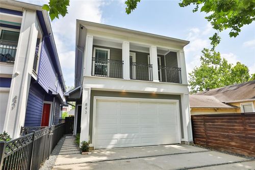 843 E 28th St, Houston, TX, 77009-1021 | Card Image