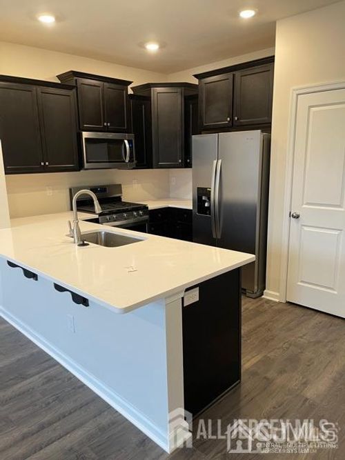 309 Mazzeo Dr, Glassboro, NJ, 08028-2673 | Card Image