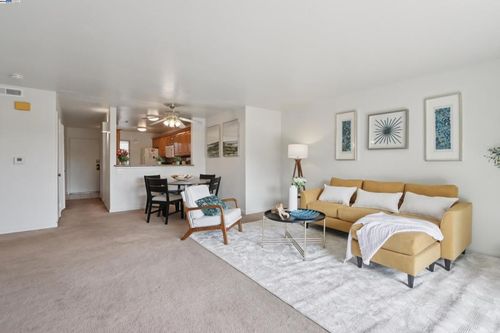 27949 Thornton Ct, Hayward, CA, 94544-5654 | Card Image