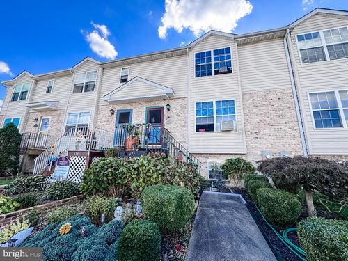 671 Widener Ln, SMYRNA, DE, 19977-1762 | Card Image