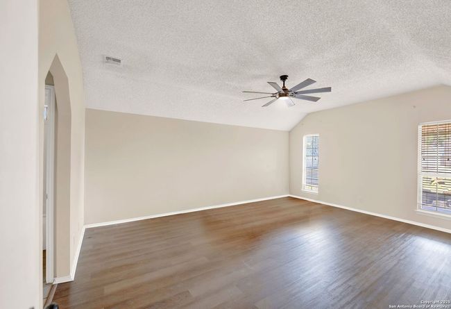 1314 Acorn Rd, House other with 3 bedrooms, 2 bathrooms and null parking in Hondo TX | Image 21