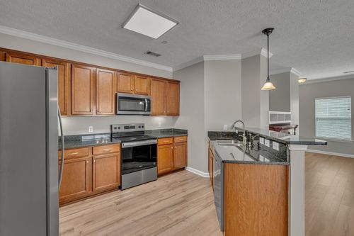 1033 Park Run Dr, Franklin, TN, 37067-8673 | Card Image