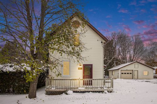 {{alt}} | Card Image