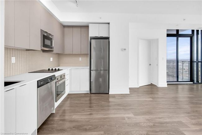 3207 - 2916 7 Highway, House attached with 2 bedrooms, 2 bathrooms and 1 parking in Vaughan ON | Image 11