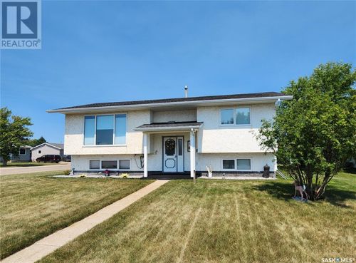 1 Centennial Cres, Melville, SK, S0A2P1 | Card Image