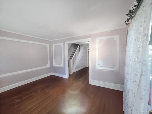 10934 125th St, South Ozone Park, NY, 11420-1502 | Card Image