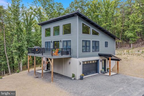 7504 Ashton Woods Dr, MOOREFIELD, WV, 26836-3218 | Card Image