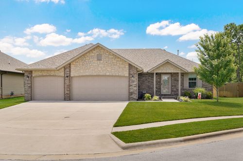 5664 W Mangrove St, Springfield, MO, 65802-7853 | Card Image