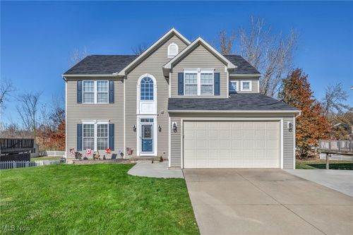 4262 Santina Way, Lorain, OH, 44053-2194 | Card Image