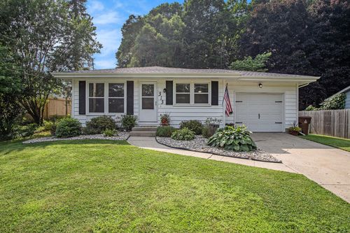 313 Ferguson Rd, Marshall, MI, 49068-1201 | Card Image