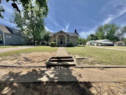 513 N Okla Avenue, Mangum, OK, 73554 | Card Image