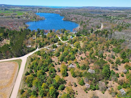 9616 Johnson Rd, Kaleva, MI, 49645-9618 | Card Image