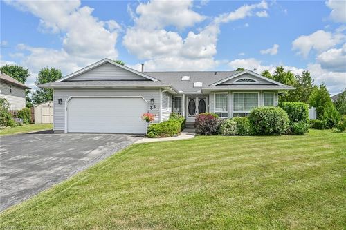 33 Marley Cres, Jarvis, ON, N0A1J0 | Card Image