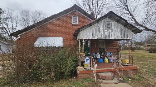 238 Oak St, Dyer, TN, 38330-1629 | Card Image