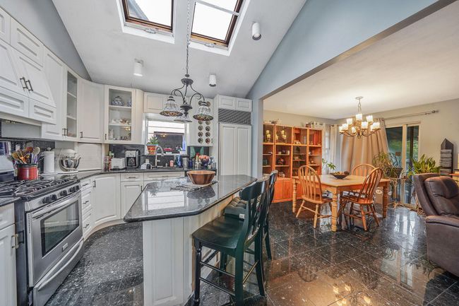 15951 160 Th Ave, Home with 4 bedrooms, 2 bathrooms and null parking in Howard Beach NY | Image 9