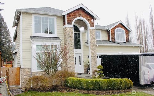 3027 173rd Pl Sw, Lynnwood, WA, 98037-3923 | Card Image